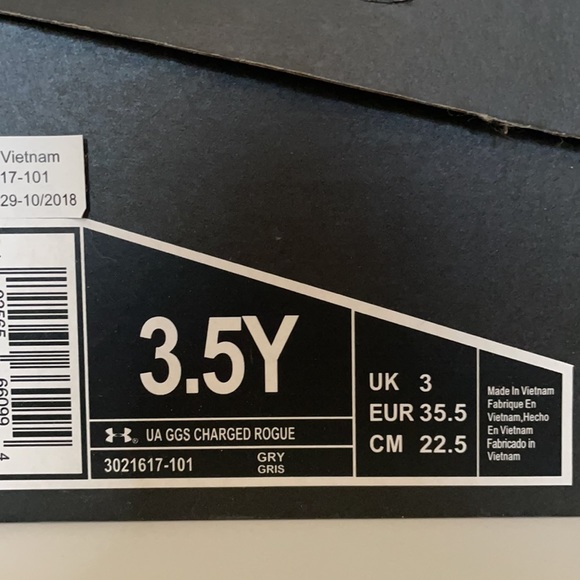 UNDER ARMOUR Charged Rogue girls 3.5 very used condition - Picture 2 of 14